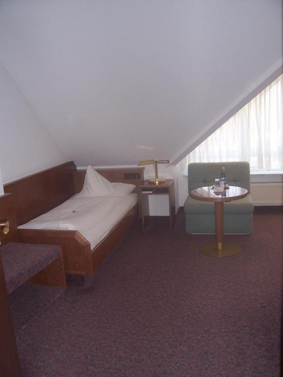 Hotel Zimmermann Filderstadt Δωμάτιο φωτογραφία
