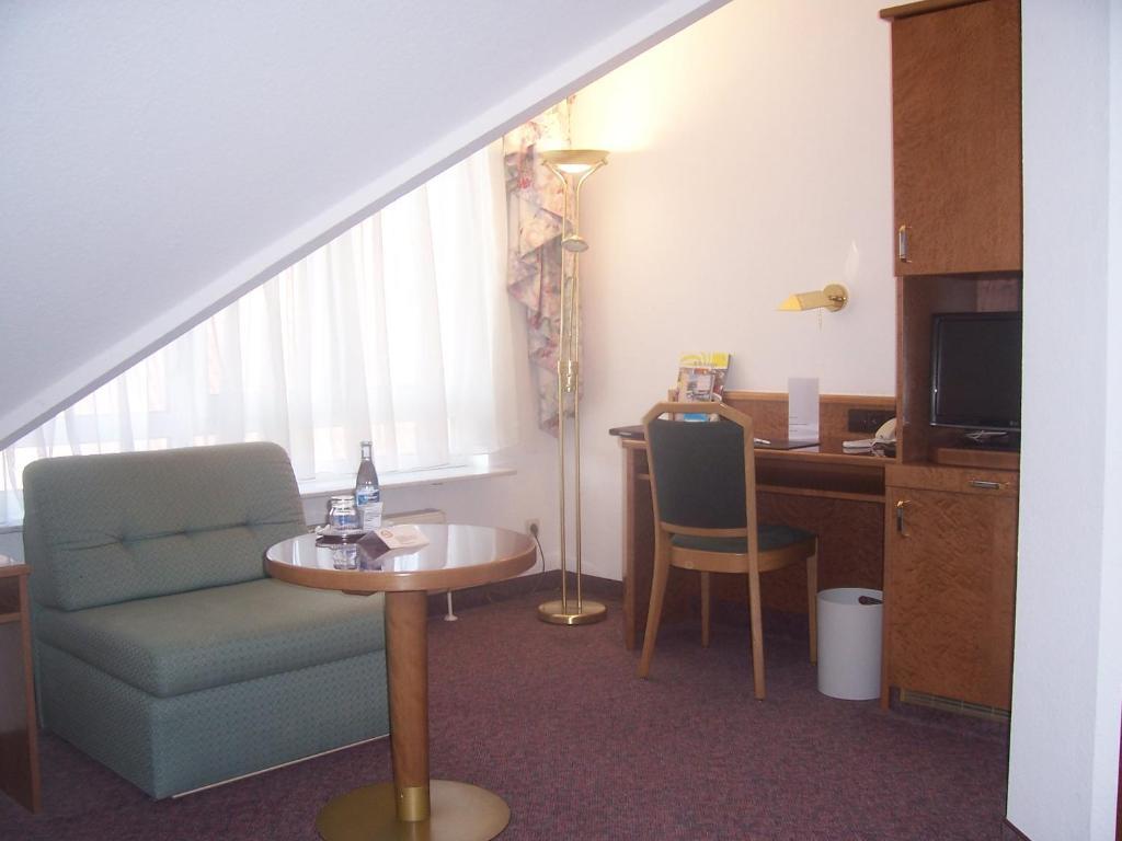 Hotel Zimmermann Filderstadt Δωμάτιο φωτογραφία