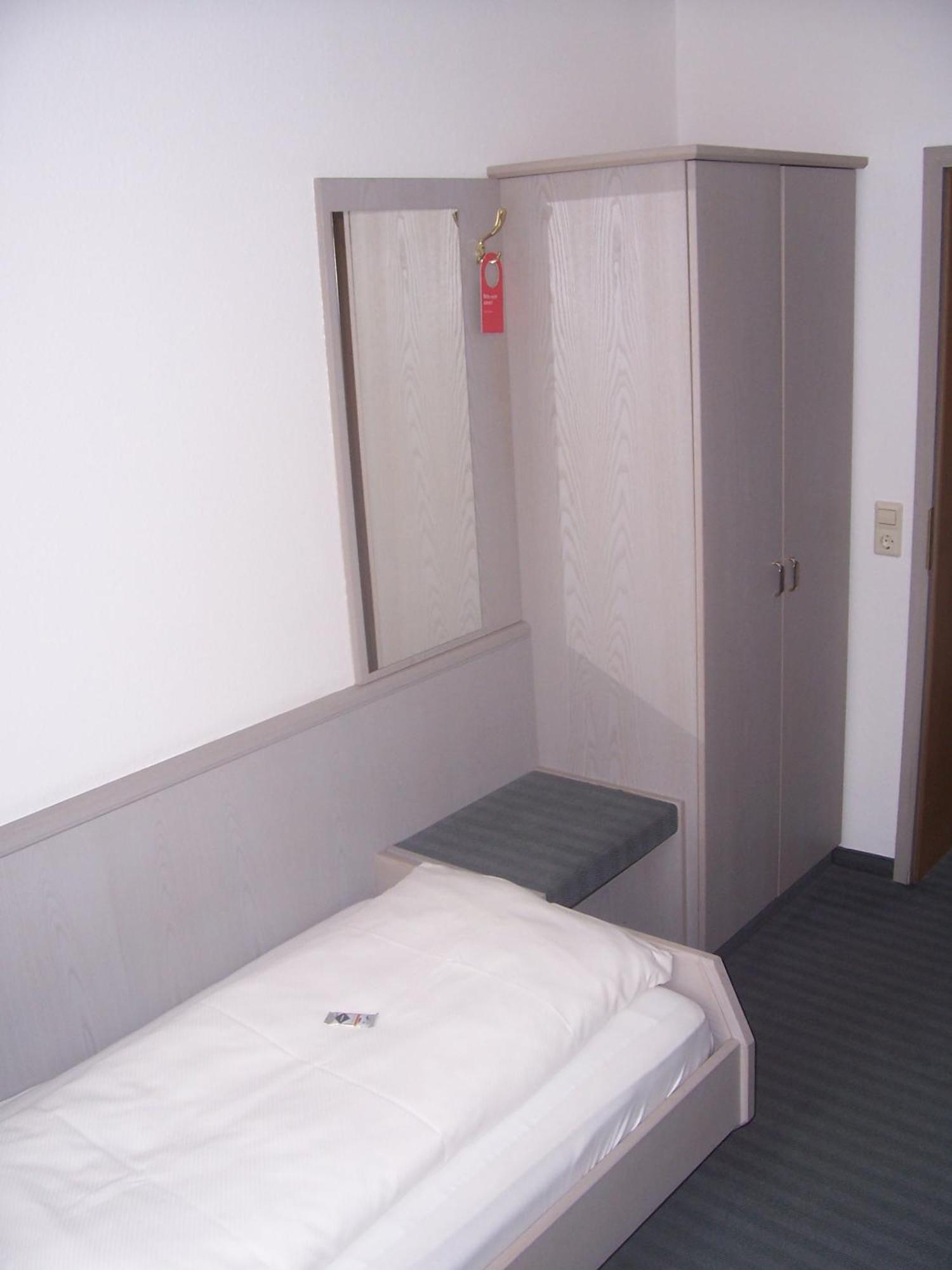 Hotel Zimmermann Filderstadt Εξωτερικό φωτογραφία