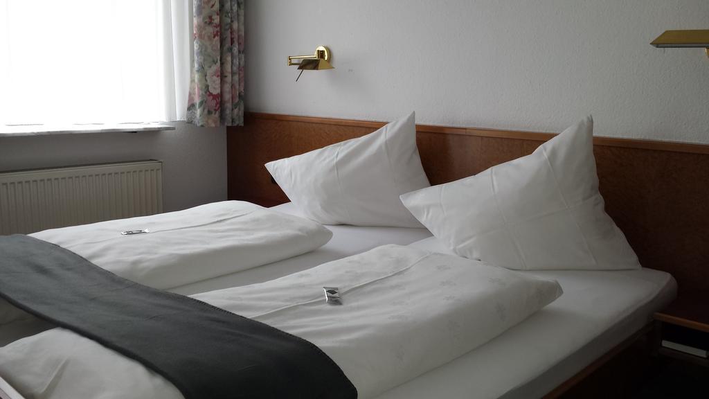 Hotel Zimmermann Filderstadt Εξωτερικό φωτογραφία