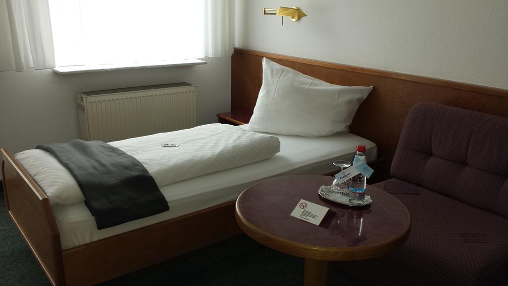 Hotel Zimmermann Filderstadt Εξωτερικό φωτογραφία