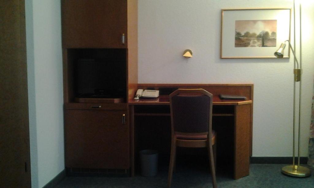 Hotel Zimmermann Filderstadt Εξωτερικό φωτογραφία
